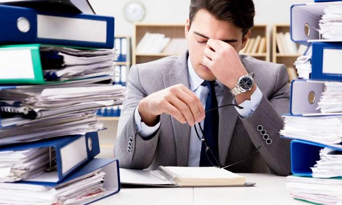 Đề xuất đưa người chịu áp lực công việc vào diện theo dõi tâm thần