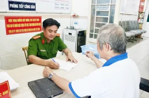 Miễn phí nộp online thủ tục xin xác nhận điều kiện nhà ở từ năm 2025