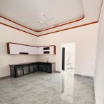 Cần bán nhà phố hoàn thiện gần KCN Rạch Bắp, TP Bến Cát